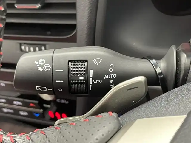 レクサス ＲＸ 300 Fスポーツ 埼玉県 2021(令3)年 6.8万km ディープブルーマイカ ワンオーナー　サンルーフ　12.3インチディスプレイ　ナビ　CD　フルセグTV　Bluetooth　USB　AUX　音楽録音　SD　全方位カメラ　赤レザーシート　前席シートベンチレーション　前席パワーシート　パワーバックドア　ステアリングヒーター　レーダークルーズコントロール　ビルトインETC2.0　パドルシフト　ヘッドアップディスプレイ　オートLEDライト　オートハイビーム　オートブレーキホールド　前後コーナーセンサー　純正20インチアルミホイール　