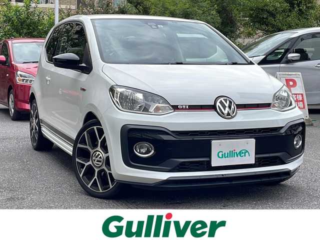 フォルクスワーゲン アップ ＧＴＩ 埼玉県 2019(令1)年 4.6万km 白 登録時45352km/純正オーディオ/BT/CD/AM/FM/バックカメラ/シティエマージェンシーブレーキ/横滑り防止装置/アイドリングストップ/コーナーセンサー/前後ドライブレコーダー/ETC/シートヒーター（D＋N席）/革巻きハンドル/ステアリングリモコン/オートライト/ヘッドライトレベライザー/純正フロアマット/純正リアスポイラー/純正LEDヘッドライト/フォグランプ/純正17インチアルミホイール/ウィンカーミラー/キーレス×2/保証書/取説