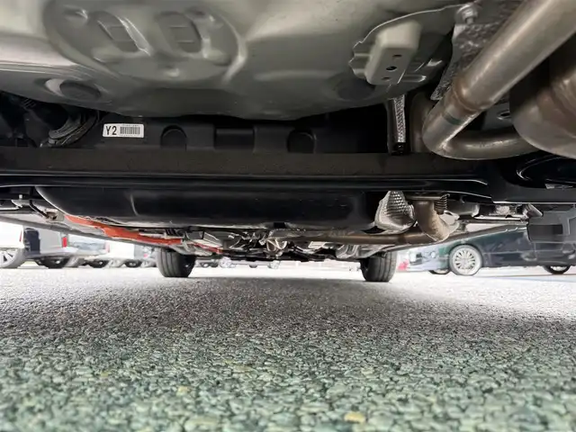 トヨタ アクア S ビジネスパッケージ 千葉県 2020(令2)年 5.2万km シルバー 純正SDナビ（AM/FM/CD/Bluetooth）/ワンセグTV/バックカメラ/ETC/前後ドライブレコーダー/エコモード/トヨタセーフティーセンス/・プリクラッシュセーフティー/・オートマチックハイビーム（AHB)/・レーンディパーチャーアラート（LDA)/横滑り防止装置（VSC)/オートエアコン/リモコンキー/純正フロアマット/純正ホイールキャップ