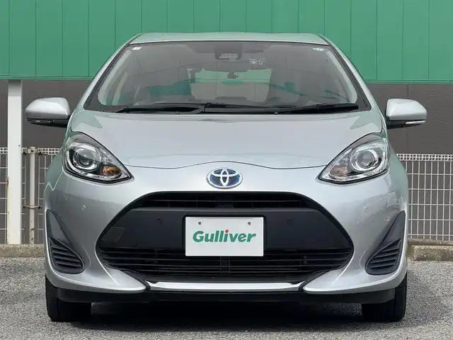 トヨタ アクア S ビジネスパッケージ 千葉県 2020(令2)年 5.2万km シルバー 純正SDナビ（AM/FM/CD/Bluetooth）/ワンセグTV/バックカメラ/ETC/前後ドライブレコーダー/エコモード/トヨタセーフティーセンス/・プリクラッシュセーフティー/・オートマチックハイビーム（AHB)/・レーンディパーチャーアラート（LDA)/横滑り防止装置（VSC)/オートエアコン/リモコンキー/純正フロアマット/純正ホイールキャップ