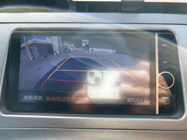 トヨタ プリウス S 沖縄県 2012(平24)年 5.7万km ボルドーマイカメタリック (株)IDOMが運営する【じしゃロンコザ店】の自社ローン専用車両になりますこちらは現金またはオートローンご利用時の価格です。自社ローンご希望の方は別途その旨お申付け下さい/社外ナビ　/フルセグＴＶ　/Ｂｌｕｅｔｏｏｔｈ接続/バックカメラ　/ＥＴＣ　/ドライブレコーダー前後　/オートライト　/プッシュスタート　/スマートキー　/スペアキー　/純正フロアマット　/パワーステアリング