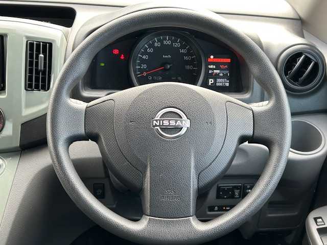 日産 ＮＶ２００バネット 16X－3R 栃木県 2023(令5)年 3.9万km Ｌグリーン VANLIFE VILLAGE NV200 earth label VL07/  (16X3Rベース 7人乗り)/VANLIFE VILLAGE限定純正カラー：アースグレーカーキ/エマージェンシーブレーキ/寒冷地仕様/社外メモリナビ/フルセグTV/DVD/Bluetooth/バックカメラ/ETC/前後ドライブレコーダー/スマートキー×2/LEDオートライト/フォグランプ/リッド付きセンターコンソール&シートアンダートレイ/スライドサイドウインド&プライバシーガラス/リアクーラー
