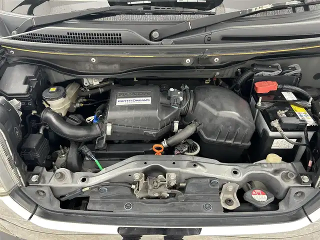 ホンダ Ｎ ＢＯＸ カスタム SSパッケージ 千葉県 2015(平27)年 7.9万km ポリッシュドメタルメタリック 禁煙車/あんしんパッケージ/・シティブレーキアクティブシステム/・席用i-サイドエアバッグシステム/・サイドカーテンエアバッグシステム/片側パワースライドドア/純正7インチナビ/CD/DVD/Bluetooth/ワンセグ/バックカメラ/HIDヘッドライト/純正14インチアルミホイール/プッシュスタート/スマートキー