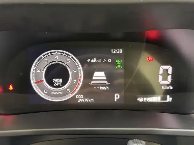 トヨタ ライズ Z 愛知県 2019(令1)年 3万km ブラックマイカメタリック/シャイニングホワイトパール スマートアシスト/　　・衝突回避支援ブレーキ/　　・車線逸脱抑制機能/　　・車線逸脱警報機能/　　・アダプティブドライビングビーム/　　・アダプティブクルーズコントロール/　　・コーナーセンサー/　　・レーンキープコントロール/純正7インチナビ/　　CD/DVD/BT/フルセグ/バックカメラ/ドライブレコーダー/ビルトインETC/革巻きステアリング/ステアリングリモコン/シートヒーター/純正LEDヘッドライト/フォグランプ/純正17インチアルミホイール/取扱説明書/保証書/スペアキー
