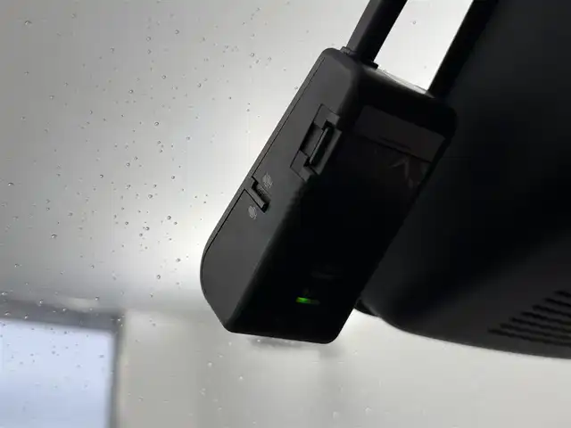 トヨタ ライズ Z 愛知県 2019(令1)年 3万km ブラックマイカメタリック/シャイニングホワイトパール スマートアシスト/　　・衝突回避支援ブレーキ/　　・車線逸脱抑制機能/　　・車線逸脱警報機能/　　・アダプティブドライビングビーム/　　・アダプティブクルーズコントロール/　　・コーナーセンサー/　　・レーンキープコントロール/純正7インチナビ/　　CD/DVD/BT/フルセグ/バックカメラ/ドライブレコーダー/ビルトインETC/革巻きステアリング/ステアリングリモコン/シートヒーター/純正LEDヘッドライト/フォグランプ/純正17インチアルミホイール/取扱説明書/保証書/スペアキー