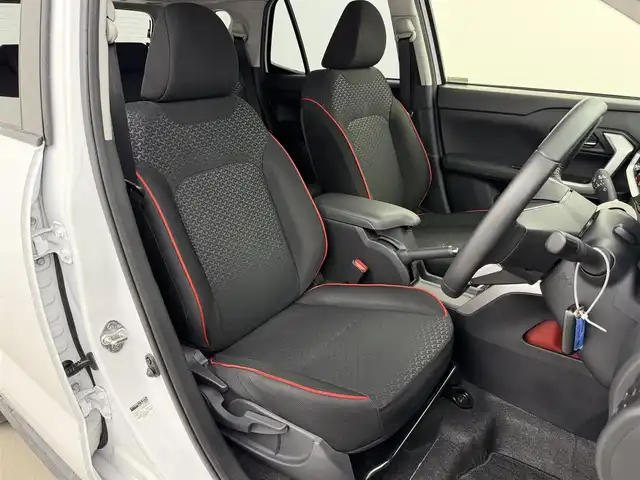 トヨタ ライズ Z 愛知県 2019(令1)年 3万km ブラックマイカメタリック/シャイニングホワイトパール スマートアシスト/　　・衝突回避支援ブレーキ/　　・車線逸脱抑制機能/　　・車線逸脱警報機能/　　・アダプティブドライビングビーム/　　・アダプティブクルーズコントロール/　　・コーナーセンサー/　　・レーンキープコントロール/純正7インチナビ/　　CD/DVD/BT/フルセグ/バックカメラ/ドライブレコーダー/ビルトインETC/革巻きステアリング/ステアリングリモコン/シートヒーター/純正LEDヘッドライト/フォグランプ/純正17インチアルミホイール/取扱説明書/保証書/スペアキー