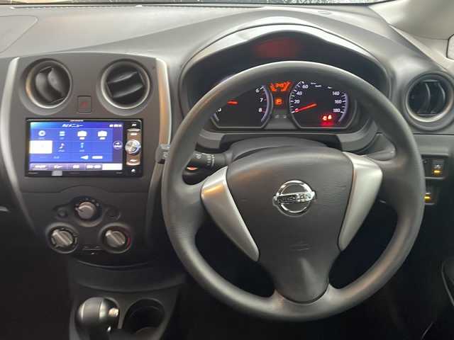 日産 ノート X FOUR 福島県 2015(平27)年 8.9万km ダークメタルグレー 4WD ワンオーナー ナビ フルセグTV バック全方位カメラミラー連動 衝突軽減ブレーキ レーンキープアシスト 横滑り防止 ETC 社外アルミホイール スマートキー