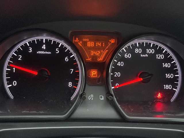 日産 ノート X FOUR 福島県 2015(平27)年 8.9万km ダークメタルグレー 4WD ワンオーナー ナビ フルセグTV バック全方位カメラミラー連動 衝突軽減ブレーキ レーンキープアシスト 横滑り防止 ETC 社外アルミホイール スマートキー