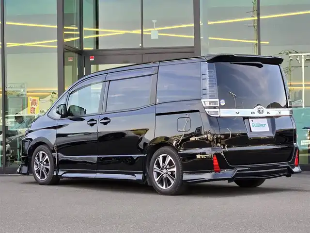 トヨタ ヴォクシー ZS 東京都 2020(令2)年 4.8万km ブラック モデリスタエアロ/純正ナビ/フルセグ/バックカメラ/クルーズコントロール/パワースライドドア/衝突軽減ブレーキ/レーンキープアシスト/コーナーセンサー/オートマチックハイビーム/スマートキー/LEDヘッドライト/純正16インチAW