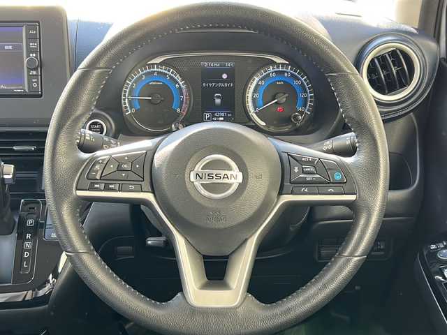 日産 デイズ HWS X プロパイロットED 神奈川県 2020(令2)年 4.3万km ホワイトパール 純正SDナビ/　Bluetooth/CD/USB/iPod/フルセグTV/アラウンドビューモニター/バックカメラ/プロパイロット/追従型クルーズコントロール/エマージェンシーブレーキ/車線逸脱警報/車線逸脱防止支援/横滑り防止装置/前後ドライブレコーダー/ETC/純正14インチAW/純正フロアマット/LEDヘッドライト/オートライト/保証書/取扱説明書/スペアキー