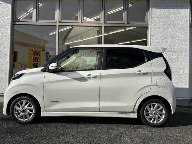 日産 デイズ HWS X プロパイロットED 神奈川県 2020(令2)年 4.3万km ホワイトパール 純正SDナビ/　Bluetooth/CD/USB/iPod/フルセグTV/アラウンドビューモニター/バックカメラ/プロパイロット/追従型クルーズコントロール/エマージェンシーブレーキ/車線逸脱警報/車線逸脱防止支援/横滑り防止装置/前後ドライブレコーダー/ETC/純正14インチAW/純正フロアマット/LEDヘッドライト/オートライト/保証書/取扱説明書/スペアキー