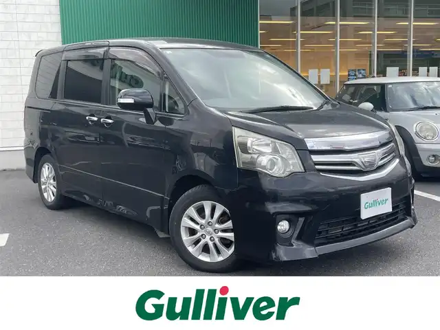 トヨタ ノア Si 島根県 2010(平22)年 17.9万km 黒 純正ナビ　/フルセグ　/ＤＶＤ再生　/Ｂｌｕｅｔｏｏｔｈ　/バックカメラ　/両側パワースライド　/ビルトインＥＴＣ　/スマートキー　/プッシュスタート　/純正フロアマット