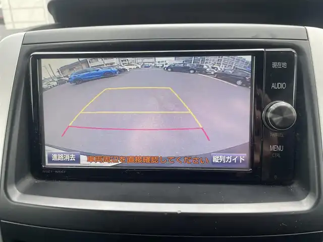 トヨタ ノア Si 島根県 2010(平22)年 17.9万km 黒 純正ナビ　/フルセグ　/ＤＶＤ再生　/Ｂｌｕｅｔｏｏｔｈ　/バックカメラ　/両側パワースライド　/ビルトインＥＴＣ　/スマートキー　/プッシュスタート　/純正フロアマット