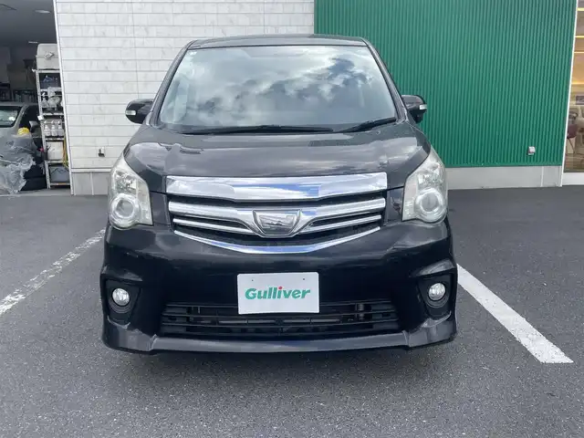 トヨタ ノア Si 島根県 2010(平22)年 17.9万km 黒 純正ナビ　/フルセグ　/ＤＶＤ再生　/Ｂｌｕｅｔｏｏｔｈ　/バックカメラ　/両側パワースライド　/ビルトインＥＴＣ　/スマートキー　/プッシュスタート　/純正フロアマット