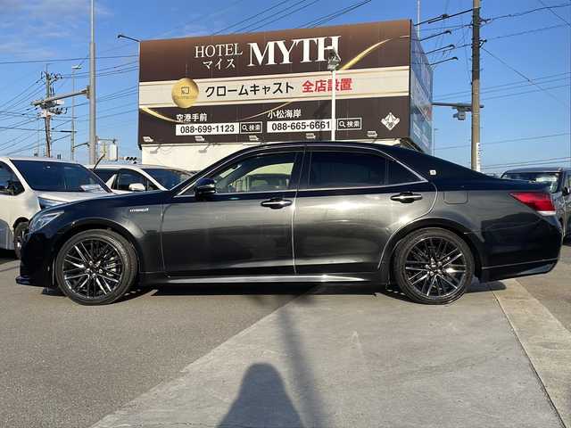 トヨタ クラウン ハイブリッド アスリートS 徳島県 2013(平25)年 14.5万km プレシャスブラックパール 純正8型HDDナビ/（Bluetooth/HDD/CD/DVD/FM/AM）/バックカメラ/スイングフラップAAC/メモリ付パワーシート/シートヒーター/純正18インチアルミホイール/HIDヘッドライト/プッシュスタート/スマートキー