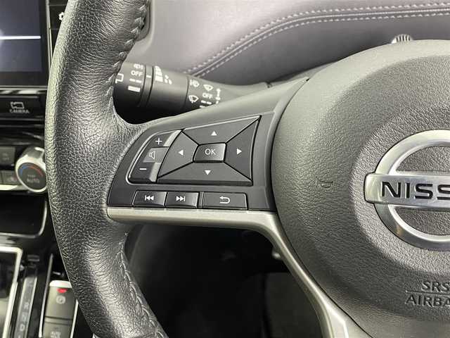 日産 セレナ ハイウェイスター 埼玉県 2020(令2)年 5万km アズライトブルー 純正9インチナビ/全方位カメラ/前方ドライブレコーダー/ETC/プロパイロット/ブラインドスポットモニター/駐車支援システム/標識認識機能/衝突軽減ブレーキ/アイドリングストップ/電子パーキングシステム/オートブレーキホールド/ロールサンシェード/両側パワースライドドア/フロントフォグランプ/純正フロアマット/純正ドアバイザー/純正16インチアルミホイール