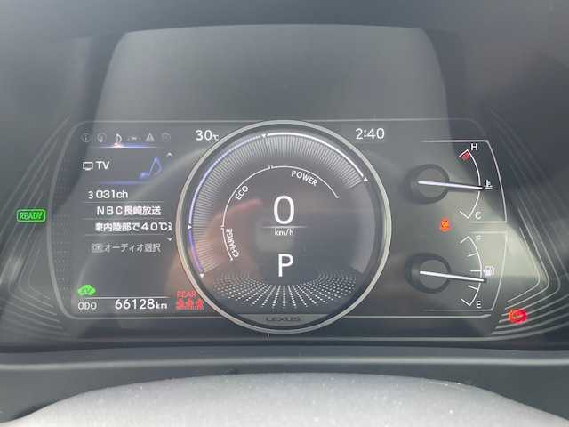 レクサス ＵＸ 250h バージョンC 長崎県 2019(令1)年 6.7万km ソニックチタニウム 純正メーカーナビ/CD/DVD/BT/USB/フルセグTV/バックカメラ/プリクラッシュセーフティ/レーダークルーズコントロール/レーンキープアシスト/合皮シート/前席パワーシート/D席メモリーシート/前席シートヒーター/ステアリングヒーター/パワーバックドア/後席USB/オートハイビーム/LEDヘッドライト/ドライブレコーダー前後/ビルトインETC/スマートキー×2