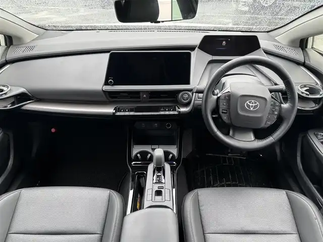 トヨタ プリウス Z 奈良県 2024(令6)年 1.8万km ホワイトパールクリスタルシャイン 純正12.3インチナビ　/フルセグＴＶ　/BT/USB/HDMI/アラウンドビューモニター　/モデリスタエアロ　/ワンオーナー　/デジタルインナーミラー　/レザーシート　/パワーシート　/シートヒーター　/エアシート/ステアリングヒーター　/ＥＴＣ２．０　/ＡＡＣ/衝突被害軽減システム/スマートキー/純正19インチアルミホイール/純正フロアマット/LEDヘッドライト/オートライト/オートマチックハイビーム/置くだけ充電