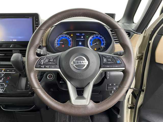 日産 ルークス HWS Gターボ プロパイロットED 宮城県 2020(令2)年 3.4万km フローズンバニラパール 両側パワースライドドア/純正9インチナビ/(AM/FM/iPod/SD/USB/BT/TV/CD/DVD)/全方位カメラ/前後ドライブレコーダー/レーダークルーズコントロール/ハーフレザー/エマージェンシーブレーキ/プロパイロット/プッシュスタート/スマートキー/スペアキー/オートライト/フォグランプ/ドアバイザー/純正フロアマット/純正15インチアルミホイール