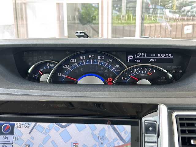 ダイハツ タント カスタム RS スマートセレ SA 静岡県 2014(平26)年 6.6万km ナイトシャドーパープルクリスタルM 【主要装備】/純正ナビ　/バックカメラ　/両側パワースライドドア　/ステアリングスイッチ　/ＥＴＣ　/ＬＥＤヘッドライト　/横滑り防止機能　/ドライブレコーダー　/プッシュスタート　/スマートキー　/横滑り防止機能　/プリクラッシュセーフティ