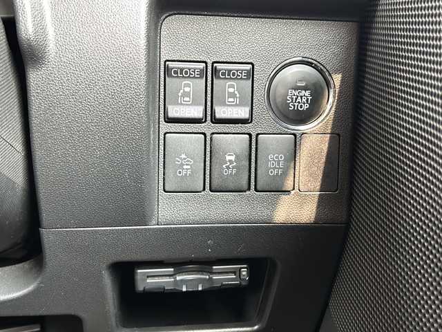 ダイハツ タント カスタム RS スマートセレ SA 静岡県 2014(平26)年 6.6万km ナイトシャドーパープルクリスタルM 【主要装備】/純正ナビ　/バックカメラ　/両側パワースライドドア　/ステアリングスイッチ　/ＥＴＣ　/ＬＥＤヘッドライト　/横滑り防止機能　/ドライブレコーダー　/プッシュスタート　/スマートキー　/横滑り防止機能　/プリクラッシュセーフティ