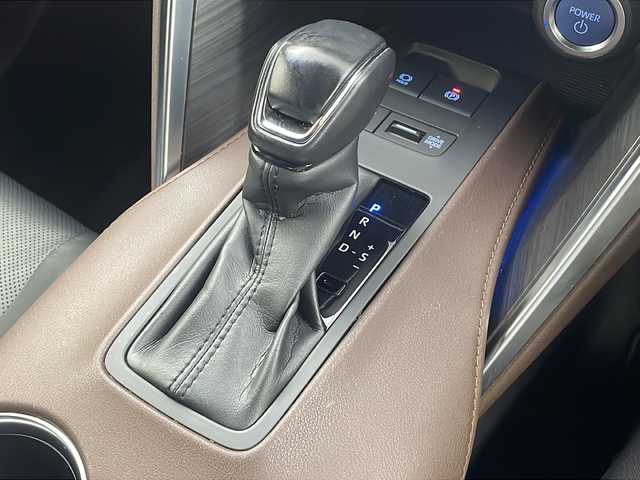 トヨタ ハリアー ハイブリッド G レザーパッケージ 福島県 2020(令2)年 4万km プレシャスブラックパール 純正ディスプレイオーディオ/・フルセグ/Bluetooth/USB/AUX/ラジオ/ナビ機能拡張有/バックカメラ/ToyotaSafetySence/・プリクラッシュセーフティ/・レーントレーシングアシスト/・レーダークルーズコントロール/・ロードサインアシスト/・オートマチィックハイビーム/ETC/パワーゲート/シートヒーター/シートベンチレーター/D席シートメモリ/ステアリングヒーター/クリアランスソナー/純正LEDヘッドライト/純正フォグランプ/デジタルインナーミラー/ドライブレコーダー/純正フロアマット/スマートキー/エンジンプッシュスタート/取扱説明書/スペアキー×1