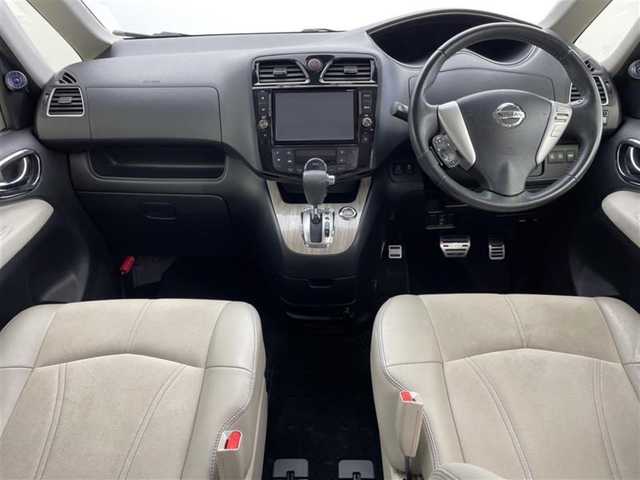 日産 セレナ ハイウェイS G S HV Aセーフ 新潟県 2014(平26)年 13.1万km ブリリアントホワイトパール ナビ/フルセグ/両側パワースライドドア/衝突軽減ブレーキ/全方位カメラ/バックカメラ/クルーズコントロール/LEDヘッドライト/Bluetooth/USB/ビルトインETC/前後コーナーセンサー/横滑り防止装置/スマートキー/プッシュスタート/電動格納ミラー/ウィンカーミラー/ドアバイザー