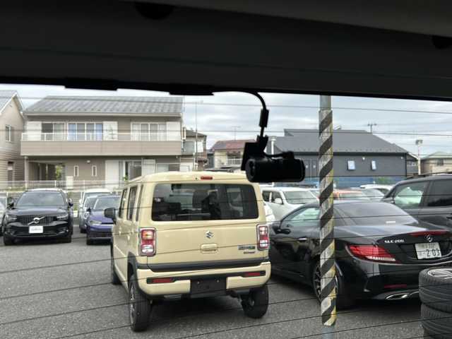 ホンダ フリード ハイブリット G ブラックスタイル 埼玉県 2022(令4)年 2.1万km プラチナホワイトパール 純正ナビ　/フルセグ/DVD/CD/BT/SD/USB/FM/AM/ビルトインＥＴＣ　/前後ドライブレコーダー　/前席シートヒーター　/バックカメラ　/ＡＣＣ　/両側パワースライドドア　/衝突軽減システム　/レーンキープアシスト　/ステアリングスイッチ/スマートキー２本　/保証書　/取扱説明書