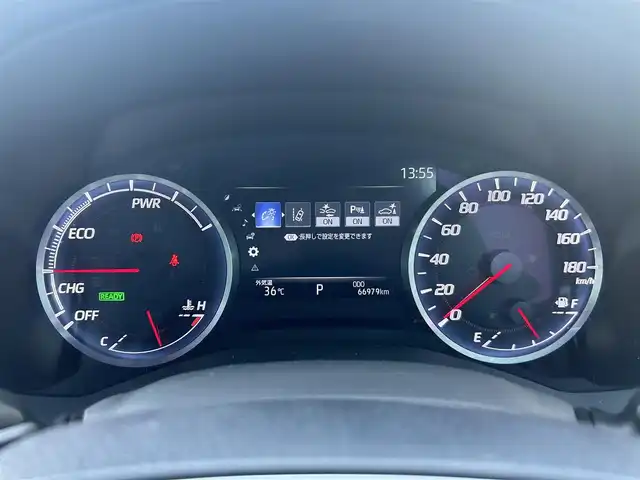 トヨタ クラウン ハイブリッド S 岡山県 2020(令2)年 6.7万km ホワイトパールクリスタルシャイン 純正8インチナビ/バックモニター/D/N席シートヒーター/D/N席パワーシート/トヨタセーフティセンス/・アダプティブクルーズコントロール/・オートマチックハイビーム/・レーンディパーチャアラート/・クリアランスソナー/LEDヘッドライト/LEDフォグランプ/電子パーキングアシスト/プッシュスタート/スマートキー/ビルトインETC2.0/ドライブレコーダー/パワーバックドア