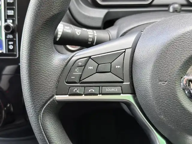 日産 ノート X Vセレクション 宮城県 2020(令2)年 8.9万km ブリリアントホワイトパール インテリジェントアラウンドビューモニター/＋スマートルームミラー/＋ドアミラーヒーター/＝＝＝/インテリジェントエマージェンシーブレーキ/車線逸脱警報機能/踏み間違い衝突防止アシスト/コーナーセンサー/純正ナビ/・フルセグ/・Bluetooth/・CD/DVD/・AM/FM/ETC/純正ドライブレコーダー/キャンセラー/アームレスト/ステアリングスイッチ/オートライト/ハイビームアシスト/インテリジェントキー/純正フロアマット