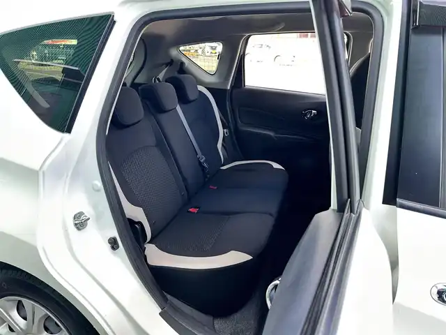 日産 ノート X Vセレクション 宮城県 2020(令2)年 8.9万km ブリリアントホワイトパール インテリジェントアラウンドビューモニター/＋スマートルームミラー/＋ドアミラーヒーター/＝＝＝/インテリジェントエマージェンシーブレーキ/車線逸脱警報機能/踏み間違い衝突防止アシスト/コーナーセンサー/純正ナビ/・フルセグ/・Bluetooth/・CD/DVD/・AM/FM/ETC/純正ドライブレコーダー/キャンセラー/アームレスト/ステアリングスイッチ/オートライト/ハイビームアシスト/インテリジェントキー/純正フロアマット