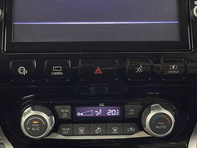 日産 セレナ e－パワー ハイウェイスター V 埼玉県 2018(平30)年 5万km ダイヤモンドブラック 純正9インチナビ　/全方位カメラ　/ドライブレコーダー　/シートヒーター　/ステアリングヒーター　/自動駐車システム　/ビルトインETC　/デジタルインナーミラー　/プロパイロット　/両側パワースライドドア　/衝突軽減システム/レーンキープアシスト/ブレードホールド/コーナーセンサー/LEDヘッドライト/フォグランプ/純正アルミホイール/純正フロアマット/プッシュスタート/スマートキー