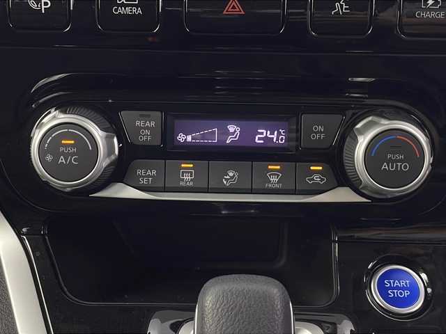 日産 セレナ e－パワー ハイウェイスター V 埼玉県 2018(平30)年 5万km ダイヤモンドブラック 純正9インチナビ　/全方位カメラ　/ドライブレコーダー　/シートヒーター　/ステアリングヒーター　/自動駐車システム　/ビルトインETC　/デジタルインナーミラー　/プロパイロット　/両側パワースライドドア　/衝突軽減システム/レーンキープアシスト/ブレードホールド/コーナーセンサー/LEDヘッドライト/フォグランプ/純正アルミホイール/純正フロアマット/プッシュスタート/スマートキー