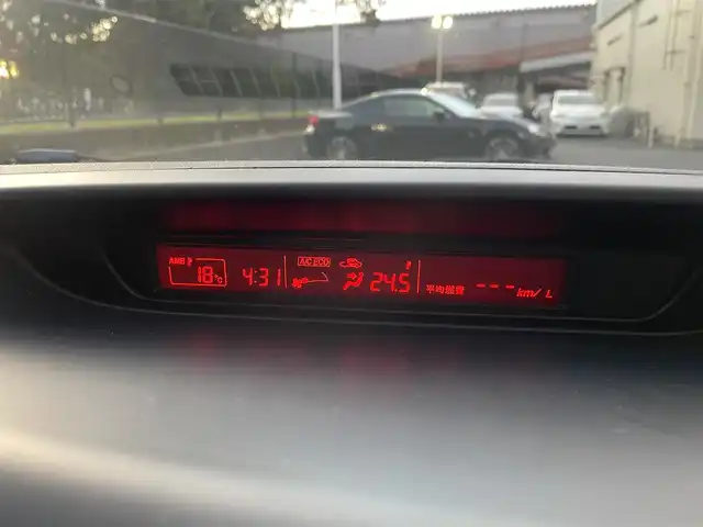 マツダ プレマシー 20S 埼玉県 2011(平23)年 9.9万km ブリリアントブラック /社外メモリナビ//ワンセグTV//バックカメラ//CD&DVD再生//両側パワースライドドア//ETC//スマートキーx2//Wエアバッグ//ABS//横滑り防止装置//革巻きステアリング//ステアリングオーディオリモコン//オートライト//Fフォグランプ//プライバシーガラス//ドアバイザー//純正16インチAW//取扱説明書//ナビ取説