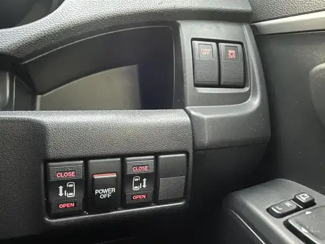 マツダ プレマシー 20S 埼玉県 2011(平23)年 9.9万km ブリリアントブラック /社外メモリナビ//ワンセグTV//バックカメラ//CD&DVD再生//両側パワースライドドア//ETC//スマートキーx2//Wエアバッグ//ABS//横滑り防止装置//革巻きステアリング//ステアリングオーディオリモコン//オートライト//Fフォグランプ//プライバシーガラス//ドアバイザー//純正16インチAW//取扱説明書//ナビ取説