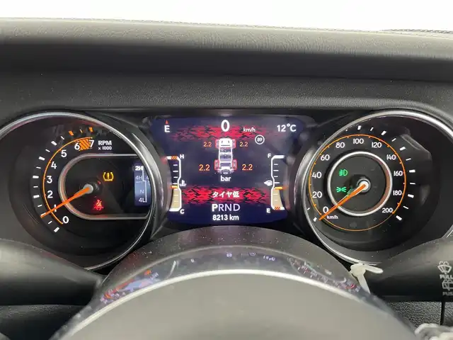 クライスラー・ジープ ジープ ラングラー アンリミテッド サハラ 富山県 2024(令6)年 0.9万km ブライトホワイト １オーナー　/純正ナビ（ｂｌｕｅｔｏｏｔｈ）　/フルセグＴＶ/前後カメラ/前後コーナーセンサー　/純正前後ドラレコ　/黒革シート　/前席シートヒーター　/ヒーテッドステアリング/（サイド）ミラーヒーティング/オートライト/ＬＥＤ　/フォグ　/純正１８インチAW/ＡＣＣ　/自動緊急ブレーキ　/ブラインドスポット/ヒルスタートアシスト/スマートキー/プッシュスタート/純正マット/保証書、取説/スペアキー