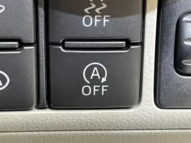 ダイハツ キャスト スタイル X リミテッド SAⅢ 岩手県 2018(平30)年 5万km パールホワイトⅢ ４WD/スマートアシスト３/衝突回避支援ブレーキ/車線逸脱警報/誤発進抑制機能/先行車発信お知らせ機能/ハイビームアシスト/横滑り防止装置/アイドリングストップ/シートヒーター/エンジンスターター/純正ナビ/フルセグTV/バックカメラ/ETC/ドライブレコーダー/オートエアコン/ヘッドライトレベライザー/オートライト/15インチスチールホイール/純正ホイールキャップ/純正フロアマット