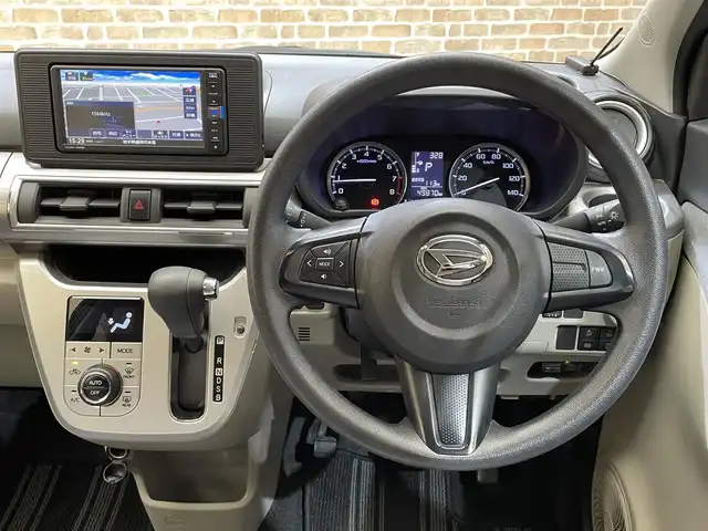 ダイハツ キャスト スタイル X リミテッド SAⅢ 岩手県 2018(平30)年 5万km パールホワイトⅢ ４WD/スマートアシスト３/衝突回避支援ブレーキ/車線逸脱警報/誤発進抑制機能/先行車発信お知らせ機能/ハイビームアシスト/横滑り防止装置/アイドリングストップ/シートヒーター/エンジンスターター/純正ナビ/フルセグTV/バックカメラ/ETC/ドライブレコーダー/オートエアコン/ヘッドライトレベライザー/オートライト/15インチスチールホイール/純正ホイールキャップ/純正フロアマット