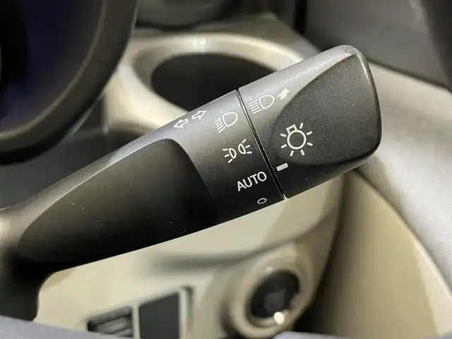 ダイハツ キャスト スタイル X リミテッド SAⅢ 岩手県 2018(平30)年 5万km パールホワイトⅢ ４WD/スマートアシスト３/衝突回避支援ブレーキ/車線逸脱警報/誤発進抑制機能/先行車発信お知らせ機能/ハイビームアシスト/横滑り防止装置/アイドリングストップ/シートヒーター/エンジンスターター/純正ナビ/フルセグTV/バックカメラ/ETC/ドライブレコーダー/オートエアコン/ヘッドライトレベライザー/オートライト/15インチスチールホイール/純正ホイールキャップ/純正フロアマット