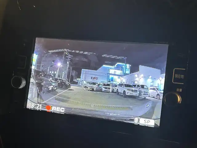 日産 ノート e－パワーオーテック 大阪府 2017(平29)年 0.7万km ガーネットレッド 【ノートオーテック e-POWER モード・プレミア ブラックコンビ】  /ワンオーナー/純正ナビ【MM316D-W】/　FM/AM/フルセグTV/Bluetooth/CD/DVD/デジタルインナーミラー/アラウンドビューモニター/前：ナビ連動型ドライブレコーダー/後：社外ドライブレコーダー【HDR-102】/AUTECH 15インチアルミホイール/エマージェンシーブレーキ/車線逸脱警報/車両接近通報機能/記録簿：R2/4/6年分あり