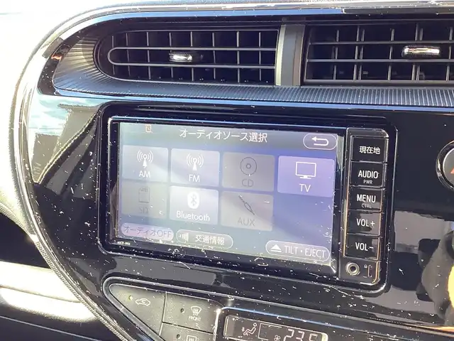 トヨタ アクア S スタイルブラック 愛知県 2018(平30)年 7.4万km ホワイトパールクリスタルシャイン ＬＥＤヘッド　ワンオーナー　スマートキー　純正ＳＤナビ　ワンセグ　バックカメラ　衝突軽減ブレーキ　ＡＨＢ　ＬＤＡ　スマートキー　前後ドライブレコーダー　セーフティセンス　オートライト　純正アルミ