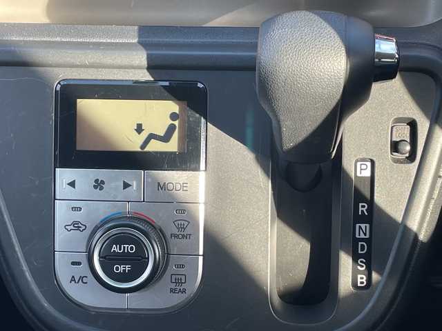 トヨタ パッソ モーダ　Gパッケージ 岡山県 2017(平29)年 5.9万km パールホワイトⅢ 純正ナビ　NSZT-W66T/フルセグTV、CD、Bluetooth、AM、FM/バックカメラ/前方ドライブレコーダー/ビルトインETC/スマートアシスト/オートライト/プッシュスタート/スマートキー