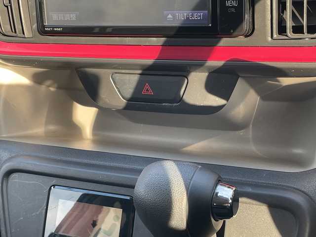 トヨタ パッソ モーダ　Gパッケージ 岡山県 2017(平29)年 5.9万km パールホワイトⅢ 純正ナビ　NSZT-W66T/フルセグTV、CD、Bluetooth、AM、FM/バックカメラ/前方ドライブレコーダー/ビルトインETC/スマートアシスト/オートライト/プッシュスタート/スマートキー