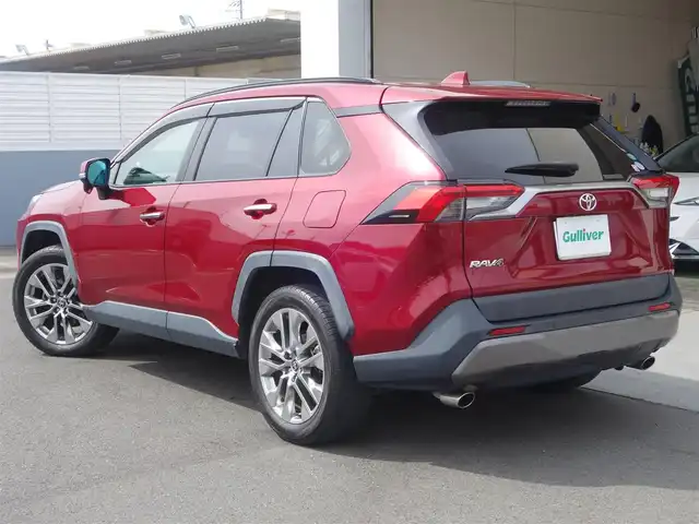 トヨタ ＲＡＶ４ G Zパッケージ 静岡県 2019(令1)年 8.6万km センシュアルレッドマイカ 法人ワンオーナー/禁煙車/トヨタセーフティーセンス/　・レーダークルーズコントロール/　・レーンディパーチャーアラート/　・プリクラッシュセーフティ/　・オートハイビーム/　・ブラインドスポットモニター/純正9インチナビ(NSZT-Y68T)/　CD/DVD/フルセグTV/ラジオ/SD/BT/フロント／バックカメラ/ビルトインETC/純正前後ドライブレコーダー/デジタルインナーミラー/純正19インチAW/ルーフレール/トノカバー/社外ツイーター/ステアリングヒーター/前席シートヒーター/運転席パワーシート/メモリ機能付き/パワーバックドア/電動ブレーキ/ブレーキホールド/純正フロアマット/ドアバイザー/取扱説明書/保証書