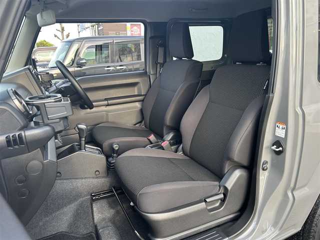 スズキ ジムニー XC 鳥取県 2021(令3)年 3.1万km ミディアムグレー ナビ Bluetooth/TV/CD/SD/クルーズコントロール　/ドライブレコーダー　/ＥＴＣ　/シートヒーター　/衝突被害軽減システム　/レーンキープアシスト　/ダウンヒルアシスト　/横滑り防止システム/4WD/ＬＥＤヘッドライト　/フォグランプ/純正フロアマット