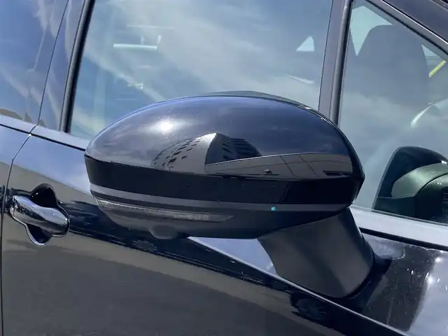 日産 ノート X 静岡県 2022(令4)年 6万km スーパーブラック 純正ナビ/　AM FM Bluetooth USB AppleCarPlay AndroidAuto/フルセグTV/デジタルインナーミラー/ドライブモードセレクト/ワイヤレス充電/オートブレーキホールド/前後方クリアランスソナー/エマージェンシーブレーキ/プロパイロット/ビルトインETC2.0/アラウンドビューモニター