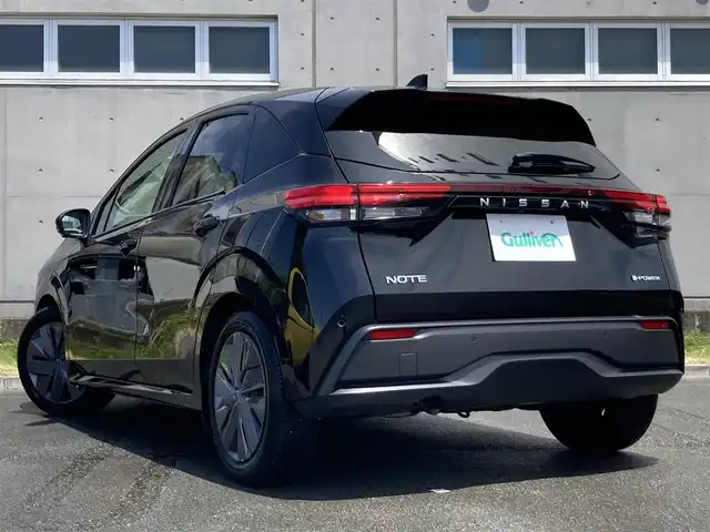 日産 ノート X 静岡県 2022(令4)年 6万km スーパーブラック 純正ナビ/　AM FM Bluetooth USB AppleCarPlay AndroidAuto/フルセグTV/デジタルインナーミラー/ドライブモードセレクト/ワイヤレス充電/オートブレーキホールド/前後方クリアランスソナー/エマージェンシーブレーキ/プロパイロット/ビルトインETC2.0/アラウンドビューモニター