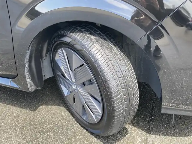 日産 ノート X 静岡県 2022(令4)年 6万km スーパーブラック 純正ナビ/　AM FM Bluetooth USB AppleCarPlay AndroidAuto/フルセグTV/デジタルインナーミラー/ドライブモードセレクト/ワイヤレス充電/オートブレーキホールド/前後方クリアランスソナー/エマージェンシーブレーキ/プロパイロット/ビルトインETC2.0/アラウンドビューモニター
