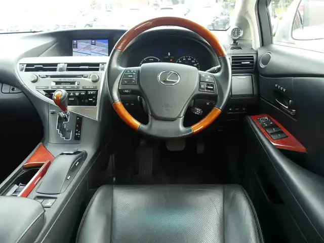 レクサス ＲＸ 450h バージョンL 千葉県 2012(平24)年 4.6万km シルバーマイカメタリック レザーシート/前席パワーシート/エアシート/シートヒーター/純正HDDナビ/地デジTV/【DVD/CD再生機能】/サイド/バックカメラ/クルーズコントロール/ヘッドアップディスプレイ/ドライブレコーダー（前後撮影）/ETC/LEDヘッドライト/フォグライト/ウインカーミラー/純正19インチアルミホイル/サイド/カーテンエアバッグ/スマートキー