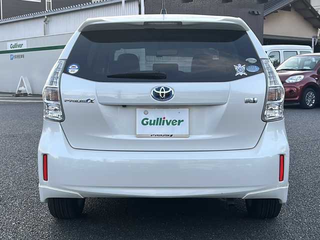 トヨタ プリウス α S ツーリングセレクション 東京都 2012(平24)年 6.8万km ホワイトパールクリスタルシャイン ワンオーナー/純正HDDナビ（NHZN-W61G）/・Bluetooth/TV/DVD/純正17インチアルミホイール/オートライト/ドアバイザー/盗難防止装置/取扱説明書/保証書